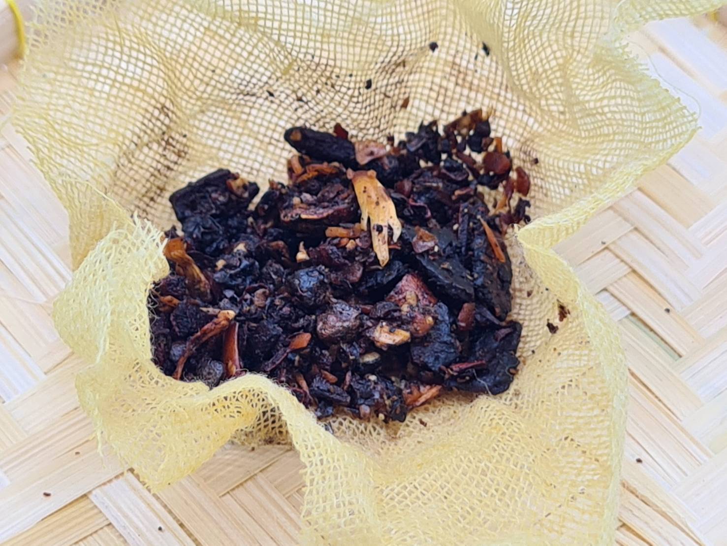 Ingredient Thai Herbal Inhaler Herbal Plantasia ฺBlue Serene Aromatic Herbs